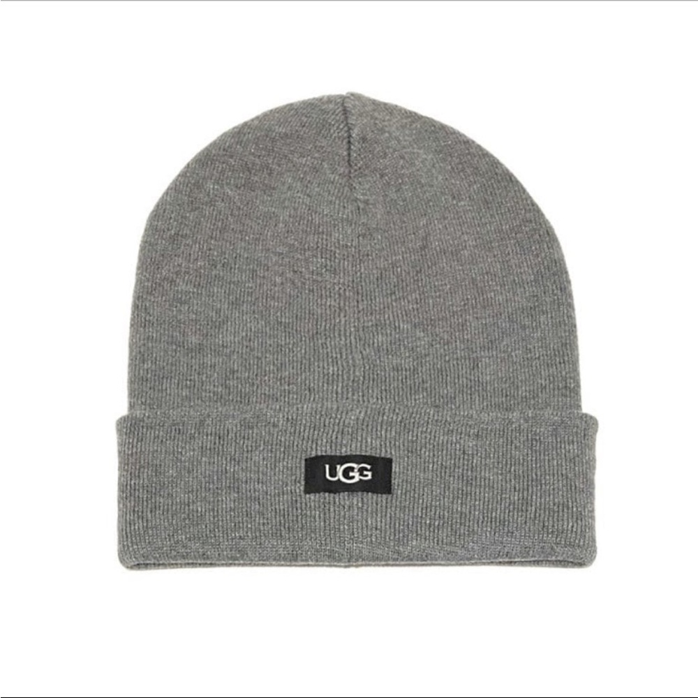 UGG Authentic Gray Ribbed Logo Beanie Hat NWT